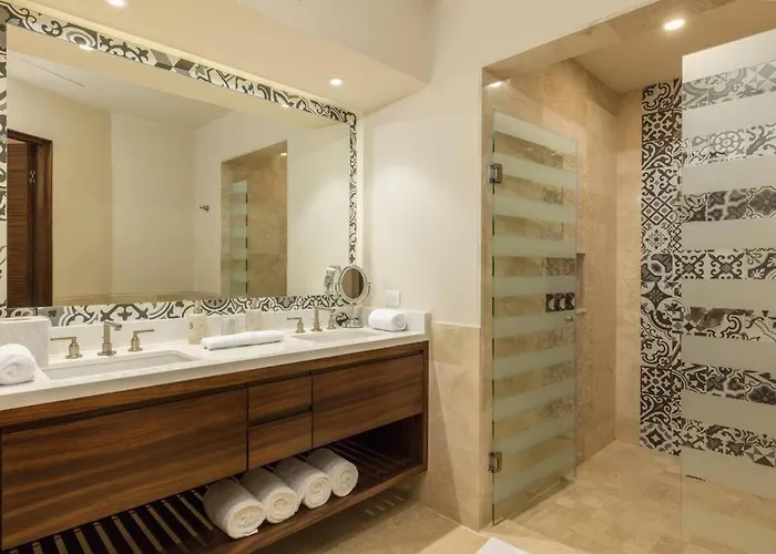 Appartement Beachfront 3 Bdrm In Exclusive Diamante Golf