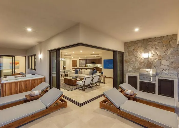 Appartement Beachfront 3 Bdrm In Exclusive Diamante Golf *