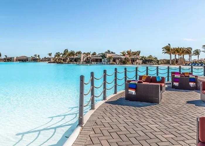 Appartement Beachfront 3 Bdrm In Exclusive Diamante Golf *